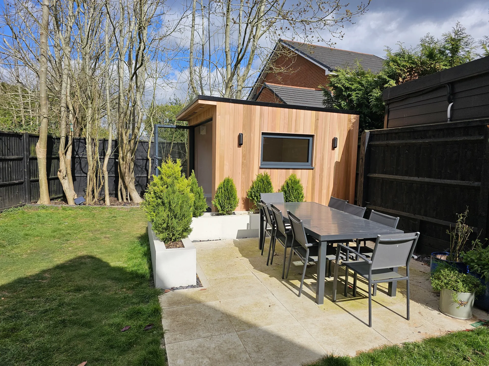Garden office exterior — Thorpe, Surrey
